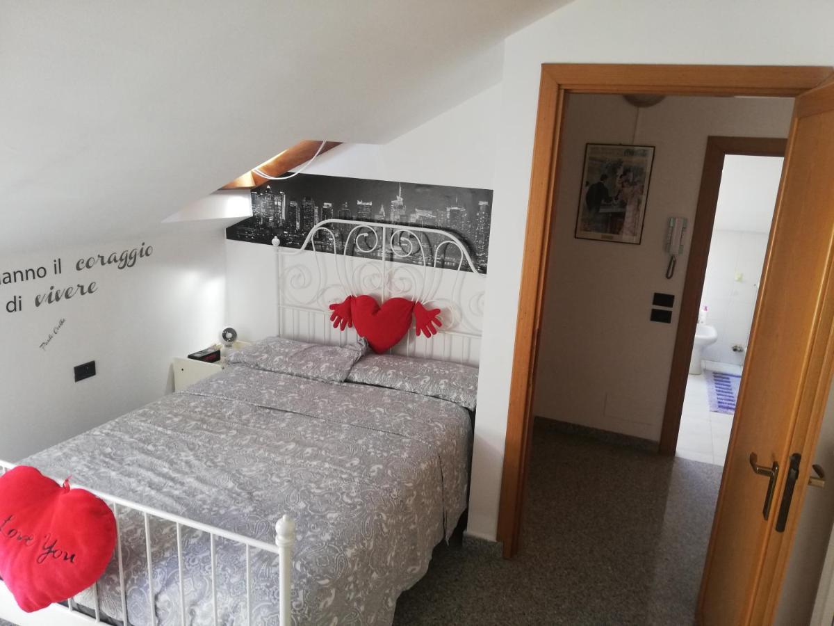La Tua Mansarda A Bergamo Villa Exteriör bild